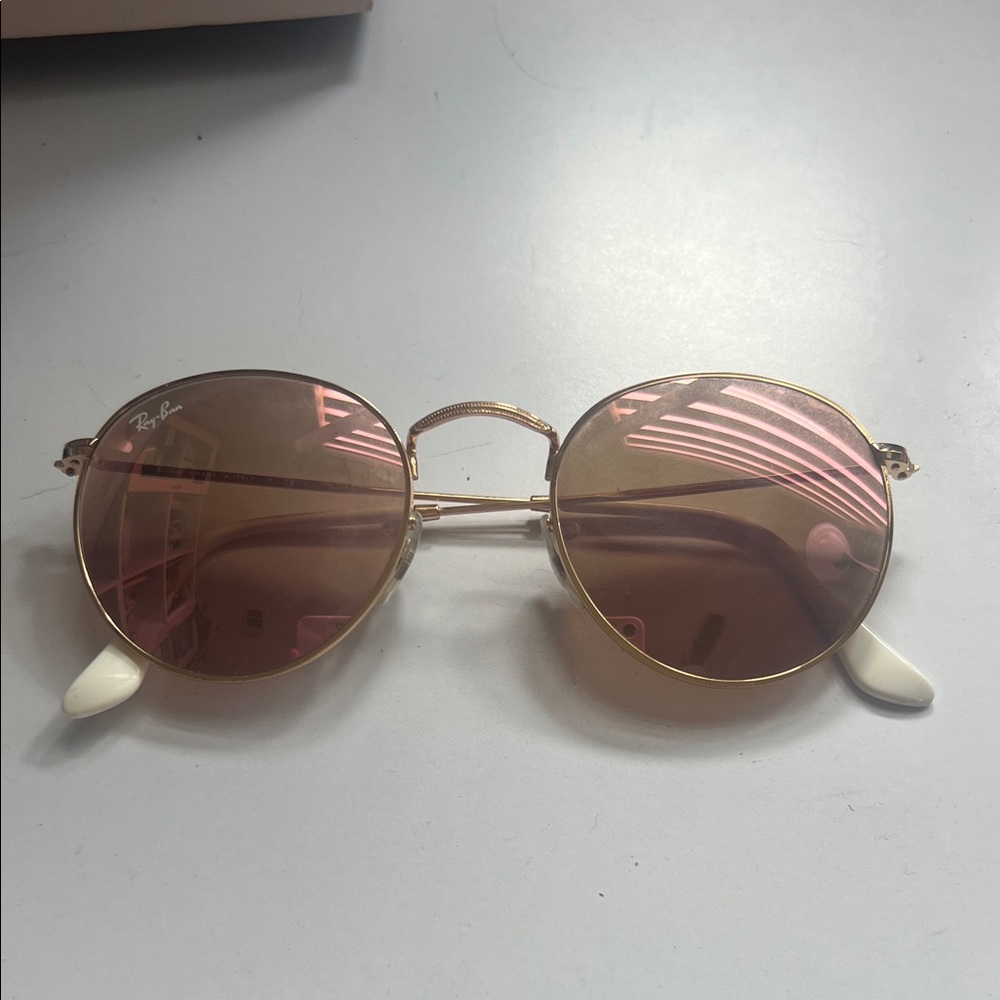 Ray-Ban Gold Frame with Pink Lenses Sunglasses